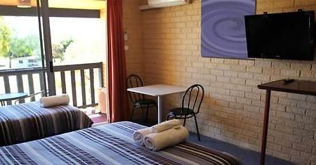 Lancelin Beach Hotel Exterior photo